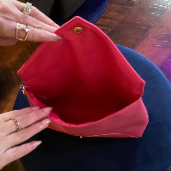 Ipsy pink clutch NWOT - Picture 4 of 5